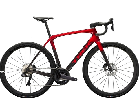 2025 Trek Domane SLR 7 Gen 4 Road Bike (GUN2BIKESHOP)