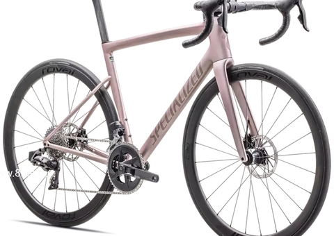 2025 Specialized Tarmac SL8 Expert Road Bike (GUN2BIKESHOP) - 2/3